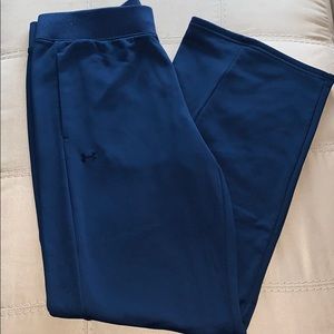 NWOT! Loose fit Under Armour sweat pants.